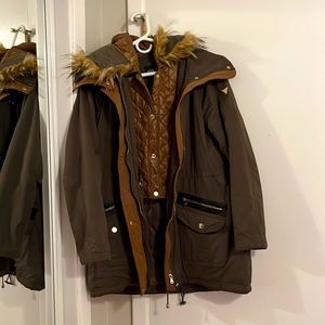 Green guess jacket, coat.